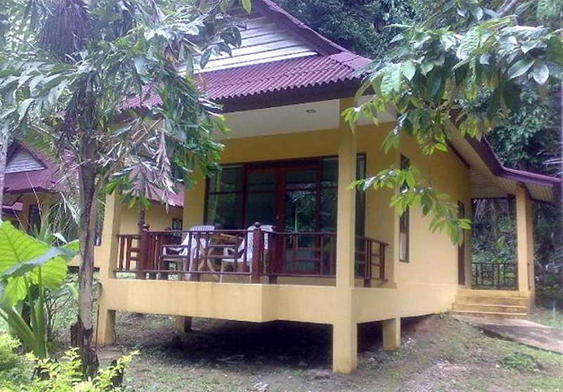 Resort Bay Tonsai Beach