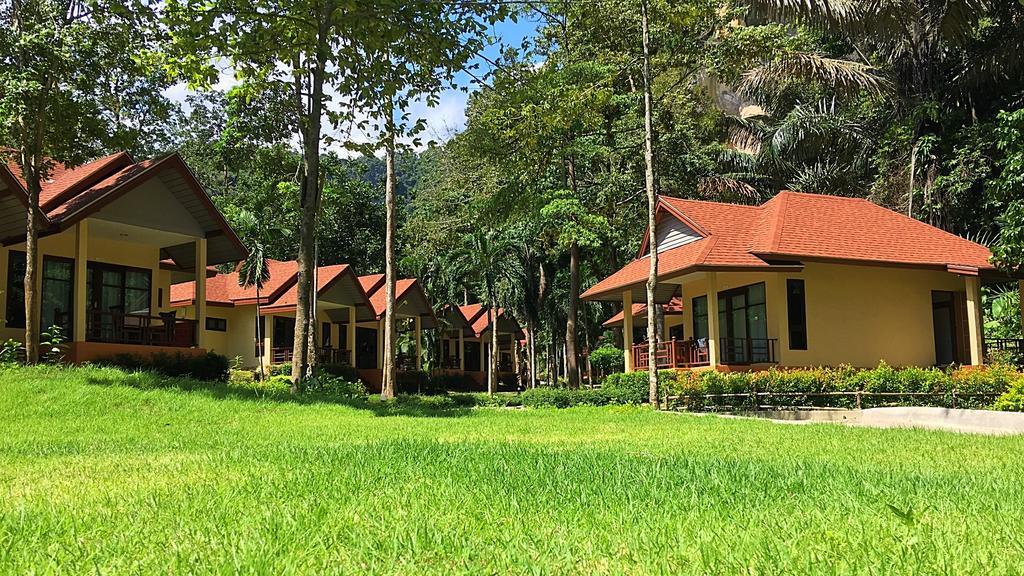 Bay Курортный комплекс 3*